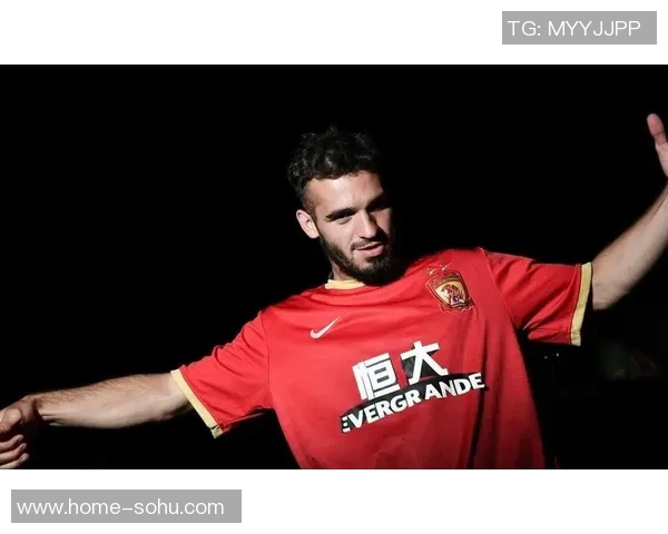 尼奥尔与朗斯激战正酣精彩对决引发球迷热议与期待